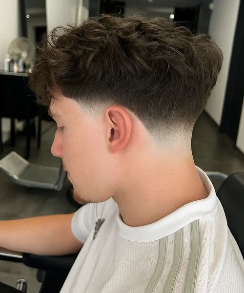 Corte fade moderno